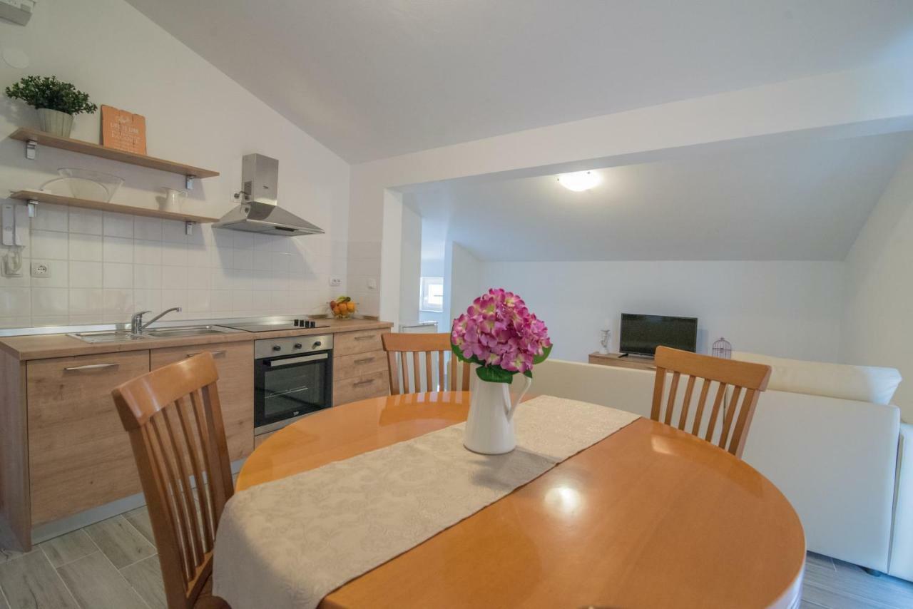 Middle Istra Apartment Pazin Bagian luar foto